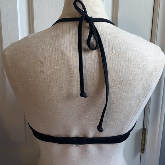 PINK Victoria’s Secret | Black bikini top S/P - Picture 3 of 5